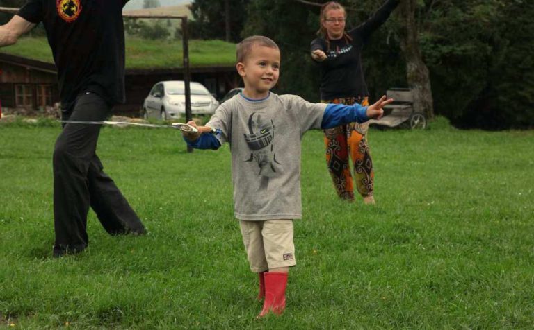 Warsztat Tai Chi z mieczem.
